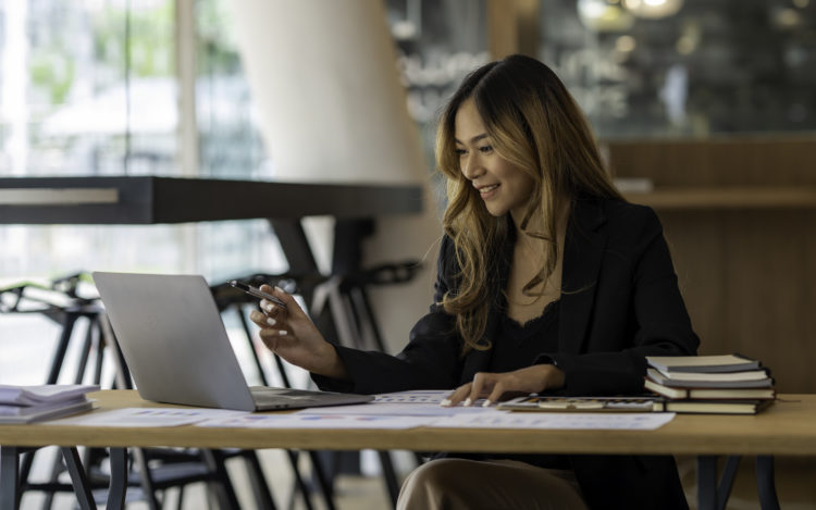 Lernen im Fluss der Arbeit: Kontinuierliches Microlearning und menschenzentriertes Design 10 Lernen im Fluss der Arbeit: Kontinuierliches Microlearning und menschenzentriertes Design 10