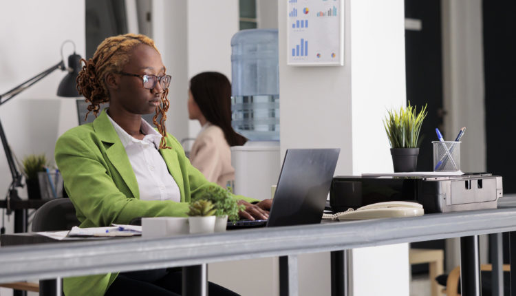 Wie Sie die KI und Ihr LMS für die Kompetenzentwicklung nutzen können 2 Wie Sie die KI und Ihr LMS für die Kompetenzentwicklung nutzen können 2