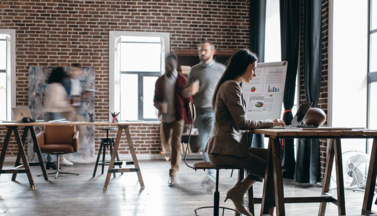 Intelligentere Lernprozesse: Warum die agentische KI das fehlende Puzzleteil in Ihrer L&D-Strategie ist 6 Intelligentere Lernprozesse: Warum die agentische KI das fehlende Puzzleteil in Ihrer L&D-Strategie ist 6