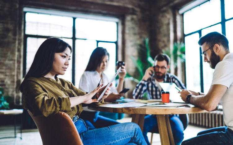 Mobile-First-Learning: Die Entwicklung von Bildungs-Apps, die wirklich begeistern 10 Mobile-First-Learning: Die Entwicklung von Bildungs-Apps, die wirklich begeistern 10