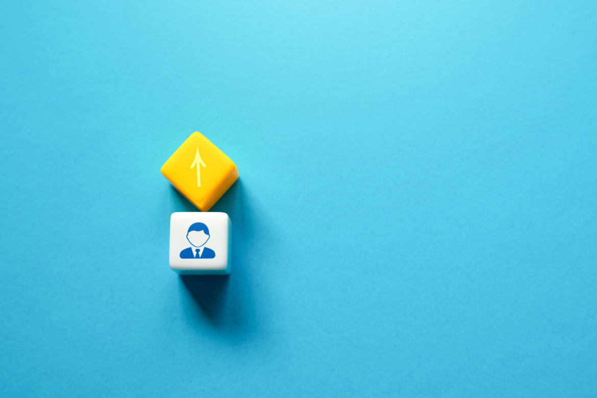 KI-gestütztes Lernen: Wie ein intelligentes LMS die Schulungsergebnisse verändert 2 KI-gestütztes Lernen: Wie ein intelligentes LMS die Schulungsergebnisse verändert 2