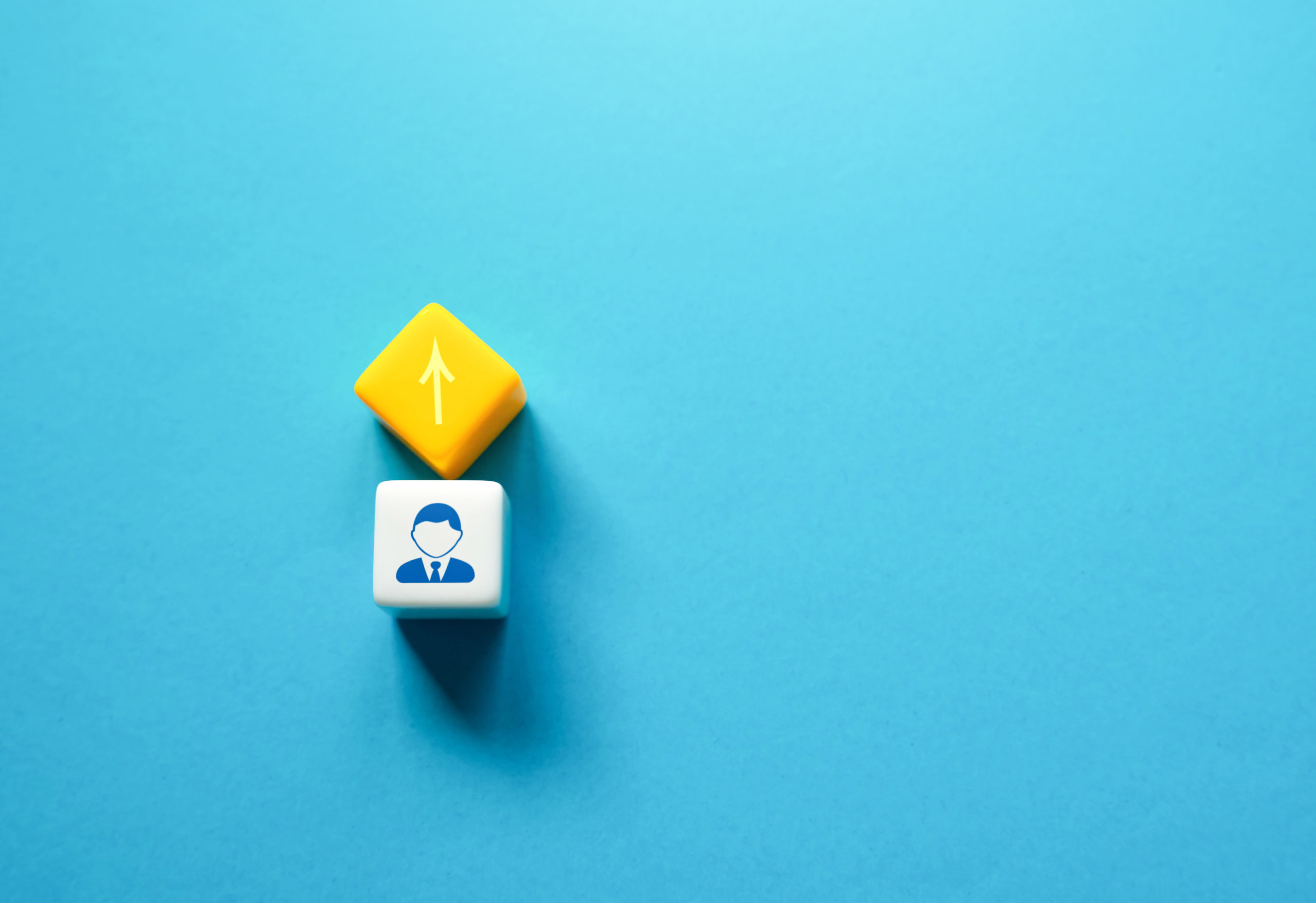 KI-gestütztes Lernen: Wie ein intelligentes LMS die Schulungsergebnisse verändert 4 KI-gestütztes Lernen: Wie ein intelligentes LMS die Schulungsergebnisse verändert 4