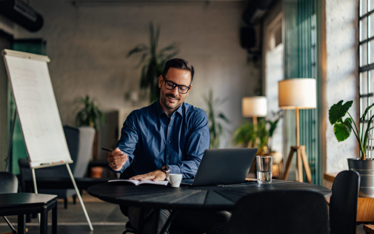 10 Must-Have-LMS-Funktionen, die jedes Unternehmen im Jahr 2026 benötigt 8 10 Must-Have-LMS-Funktionen, die jedes Unternehmen im Jahr 2026 benötigt 8